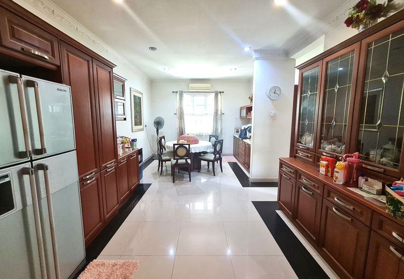 Seksyen 8, Kota Damansara