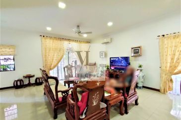 D Villa Botany, Kota Damansara