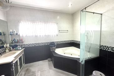 D Villa Avenue, Kota Damansara