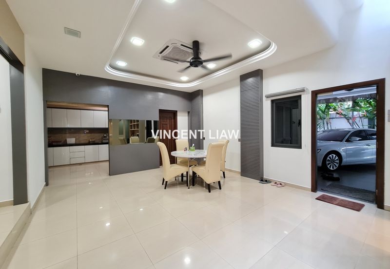 Seksyen 11, Kota Damansara