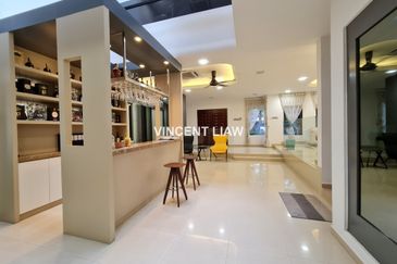 Seksyen 11, Kota Damansara