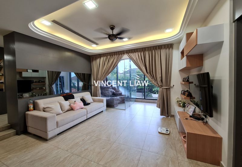 Seksyen 11, Kota Damansara