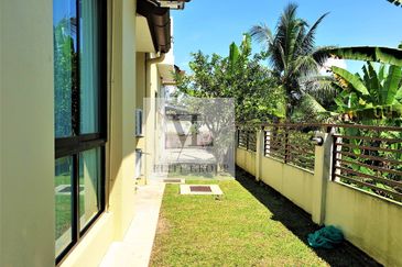 Tropicana Golf & Country Resort