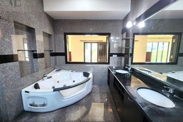 Tropicana Golf & Country Resort