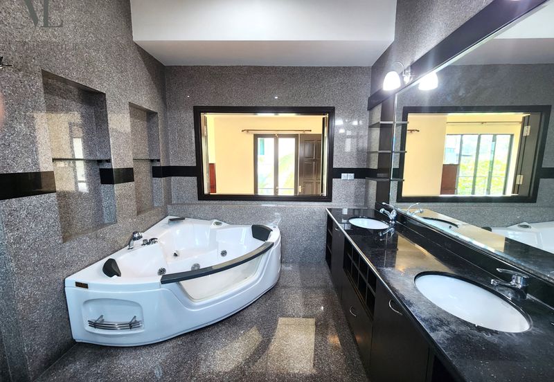 Tropicana Golf & Country Resort