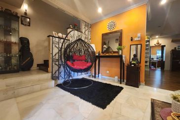 Atilia, Ara Damansara