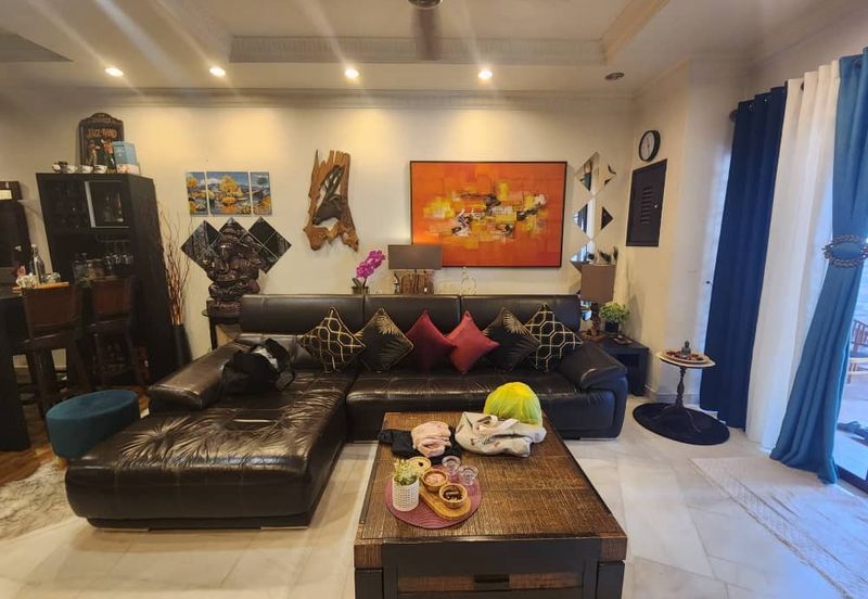 Atilia, Ara Damansara