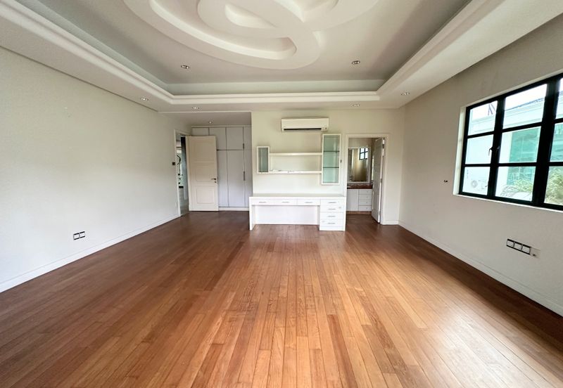 Tropicana Golf & Country Resort