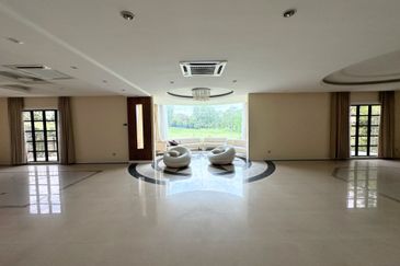 Tropicana Golf & Country Resort