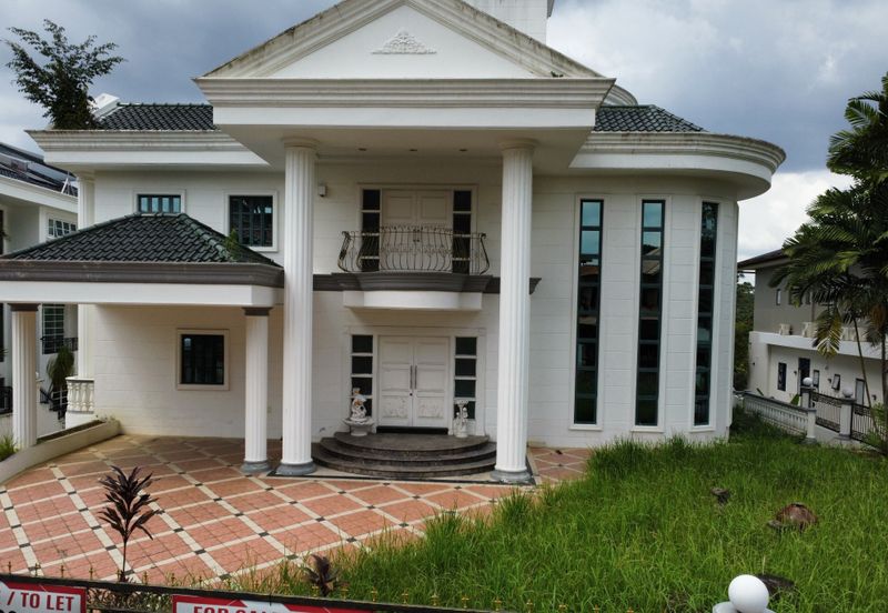 Tropicana Golf & Country Resort