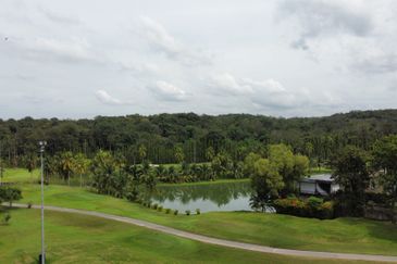 Tropicana Golf & Country Resort