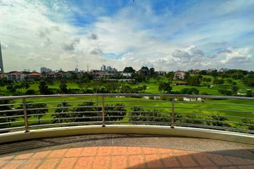 Tropicana Golf & Country Resort