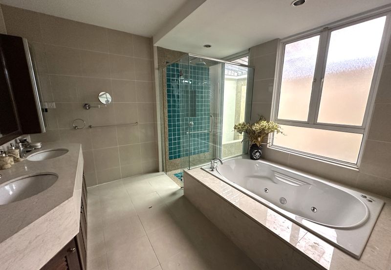 D Villa Equestrian, Kota Damansara