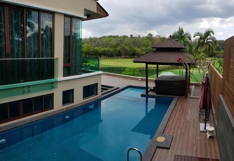 Tropicana Golf & Country Resort