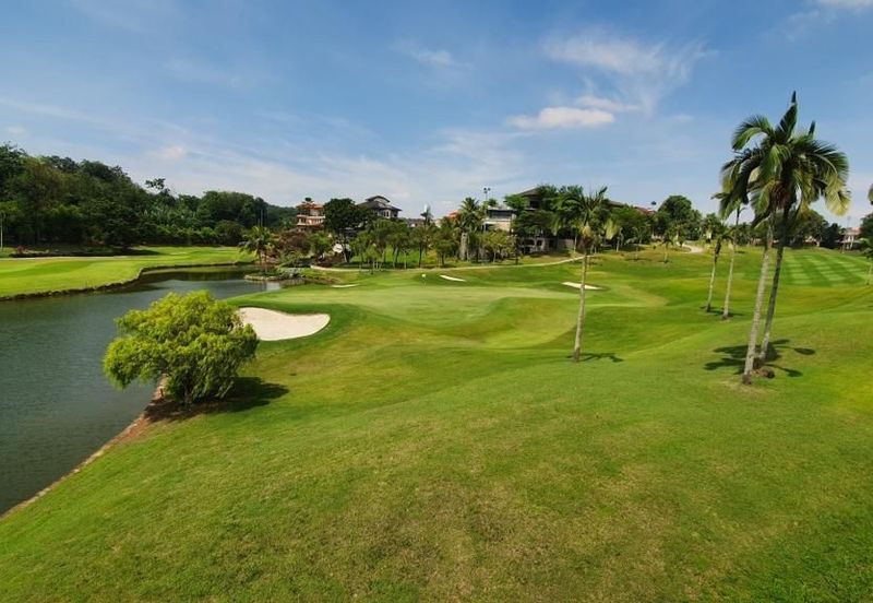 Tropicana Golf & Country Resort