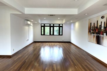 Modern Balinese Bungalow with Pool (move in condition)