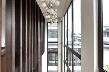 Modern Balinese Bungalow with Pool (move in condition)