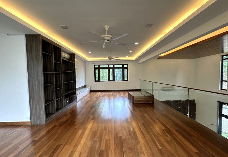 Modern Balinese Bungalow with Pool (move in condition)