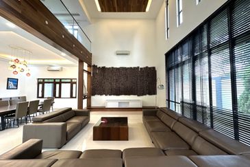 Modern Balinese Bungalow with Pool (move in condition)