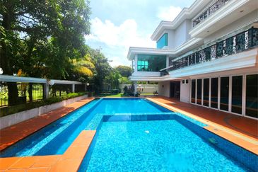 Tropicana Golf & Country Resort