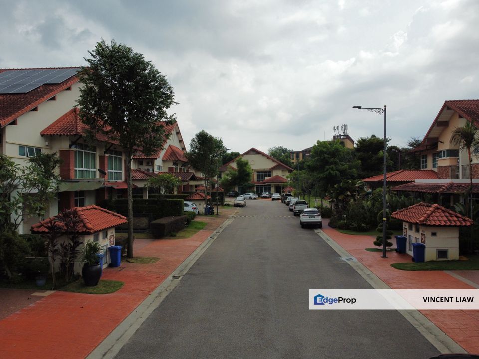 2 Story Semi-D @ Maplewood Saujana, Selangor, Shah Alam