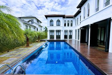 2 Story Bungalow with Pool (move in condition)