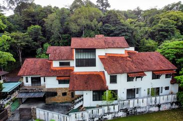 Seksyen 8, Kota Damansara