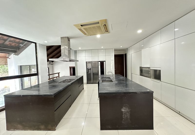 Seksyen 8, Kota Damansara