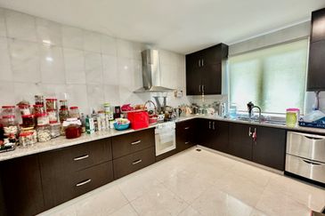 Tropicana Golf & Country Resort