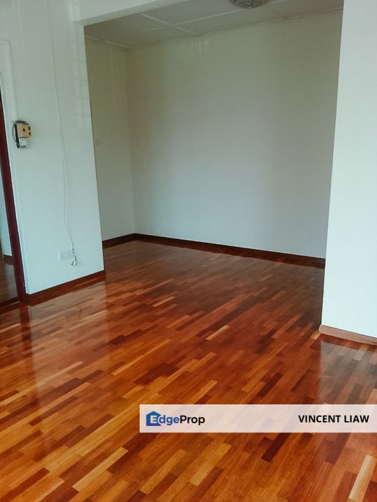 Section 5, Kota Damansara - End Lot, Selangor, Kota Damansara