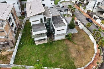 Seksyen 11, Kota Damansara