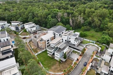 Seksyen 11, Kota Damansara