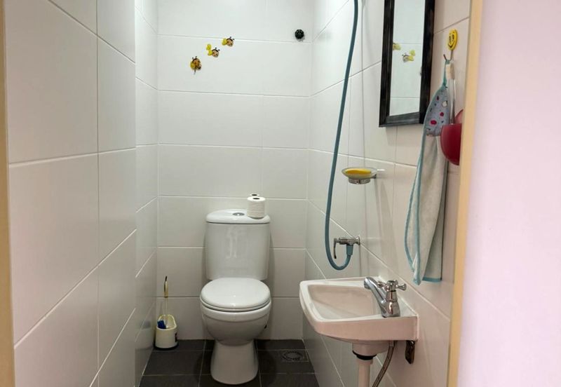 Bayshore Condominium