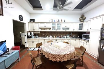 Seksyen 8, Kota Damansara