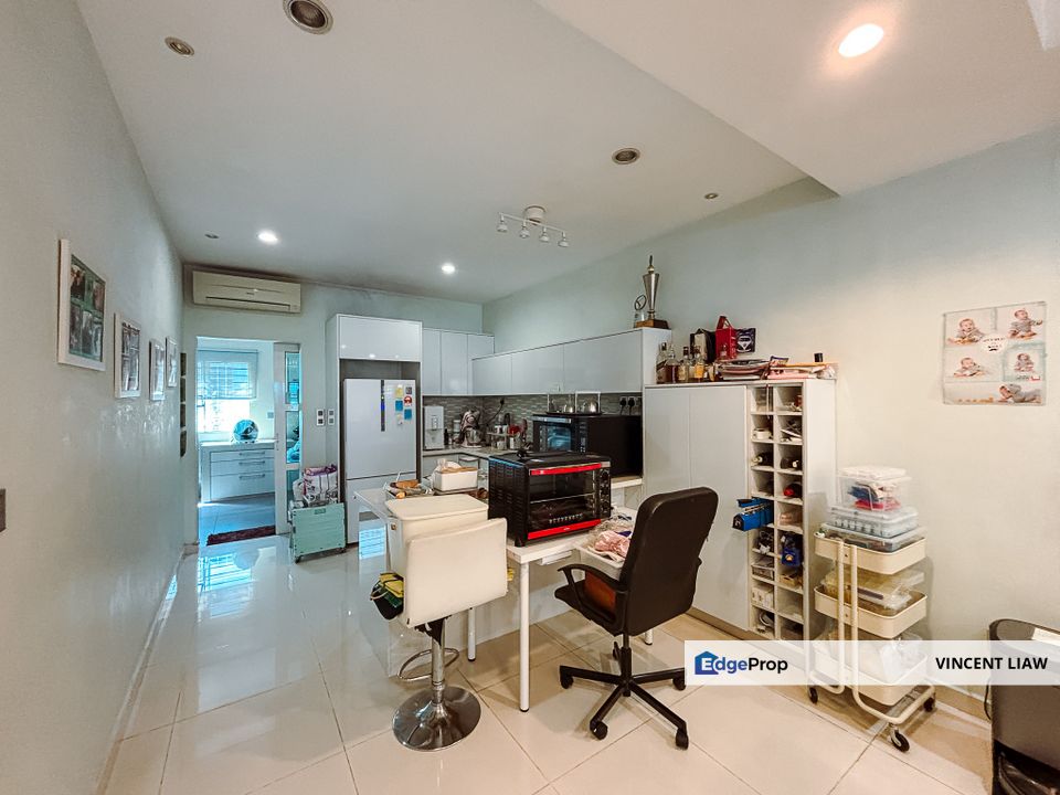KD Section 5 Terrace House (Renovated & Extended), Selangor, Kota Damansara