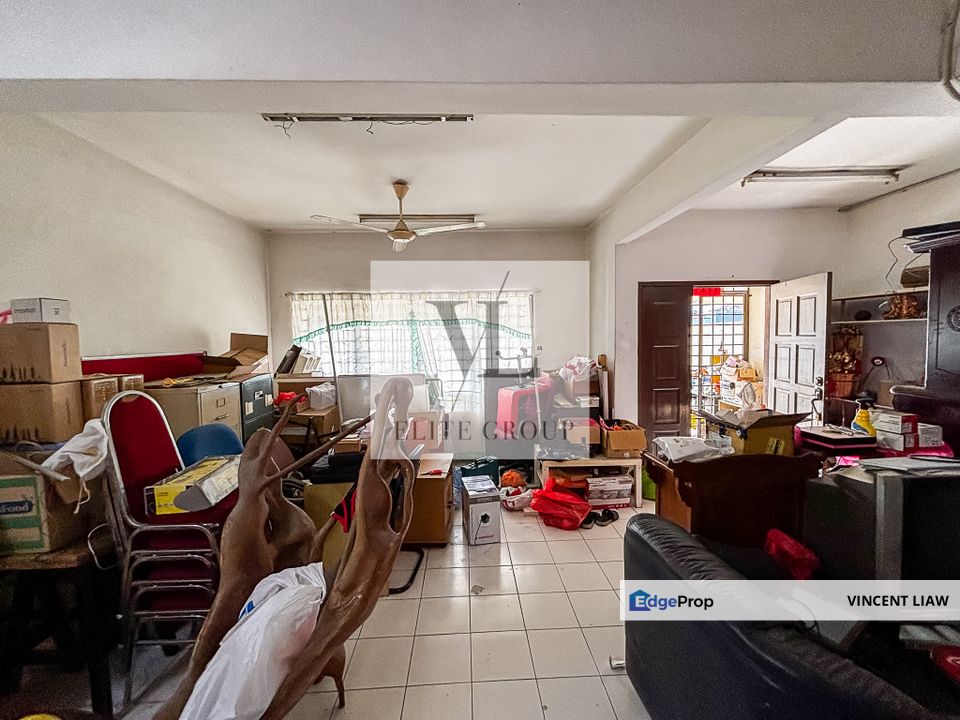 Section 5, End Lot Terraced House, Selangor, Kota Damansara