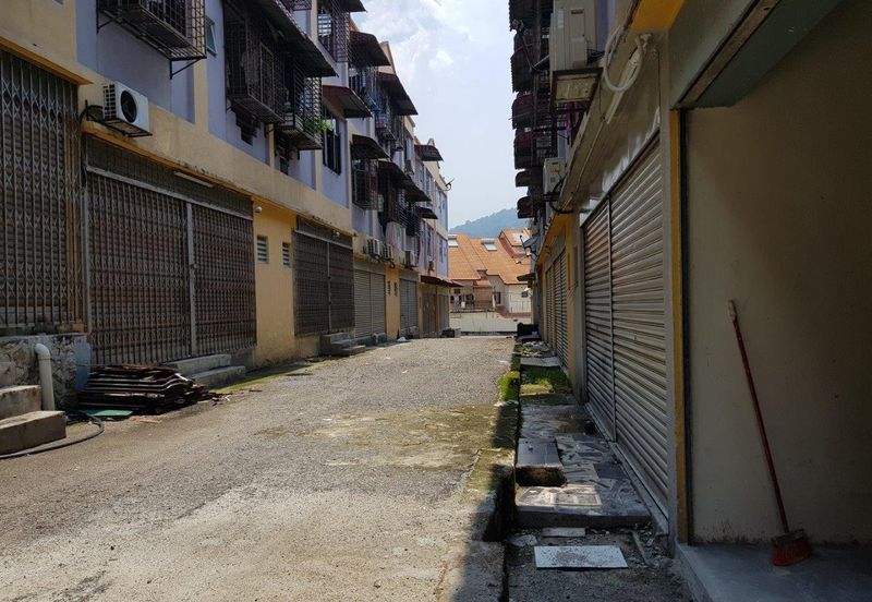 Tenanted Shop at Taman Orkid for Sale