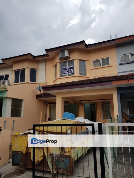 2 storey house at Taman Puncak Jalil, Selangor, Puncak Jalil