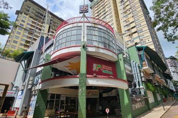 Corner Shoplot on Ground Floor at Tropics Shopping Center