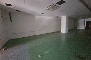 Corner Shoplot on Ground Floor at Tropics Shopping Center