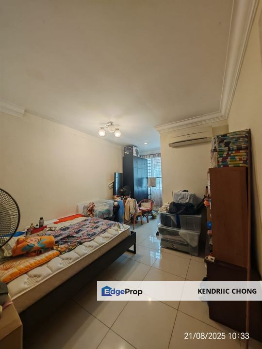 2 storey freehold landed owner migrated only sell the house, Selangor, Ampang