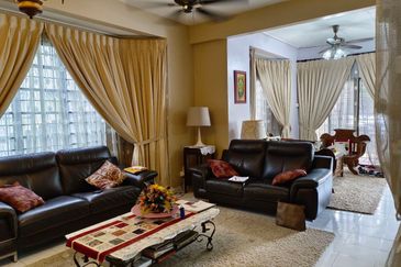 Jalan Suasana, Bandar Tun Hussein Onn