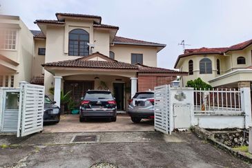 Jalan Suasana, Bandar Tun Hussein Onn