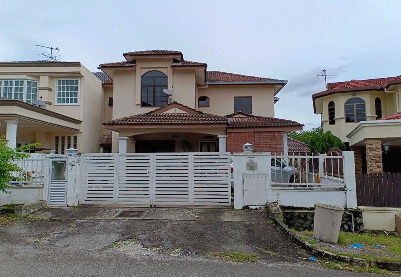 Jalan Suasana, Bandar Tun Hussein Onn