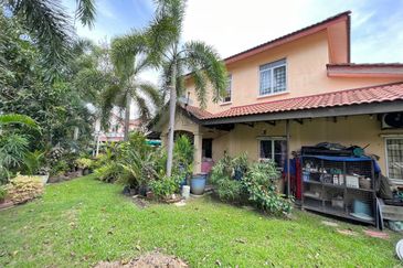 Port Klang (Pelabuhan Klang)