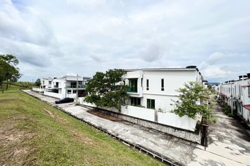 HIJAYU 3A @ BANDAR SRI SENDAYAN