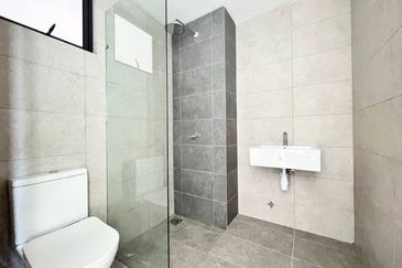 The Trees, Bukit Lanjan