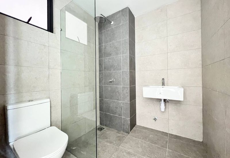 The Trees, Bukit Lanjan