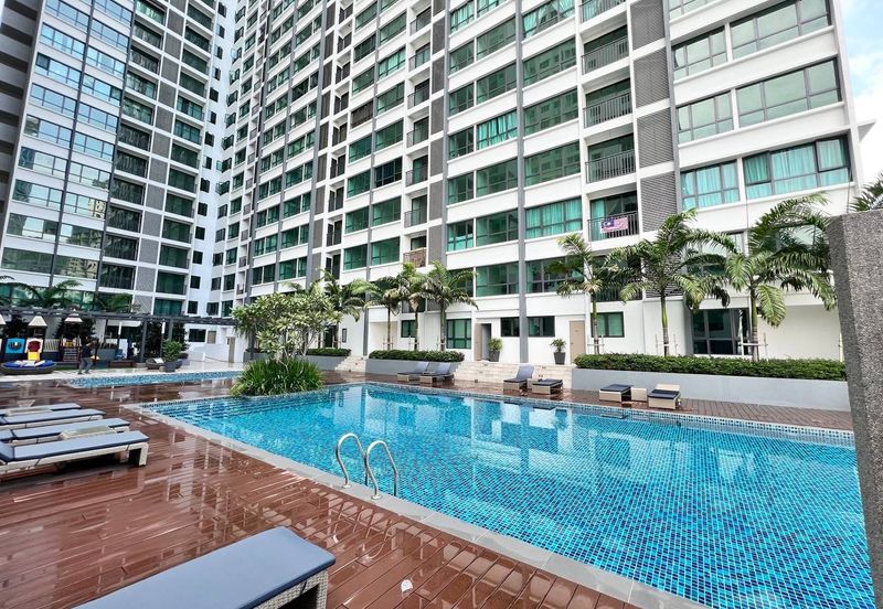 The Trees, Bukit Lanjan