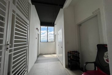 Savanna Executive Suites @ Southville City